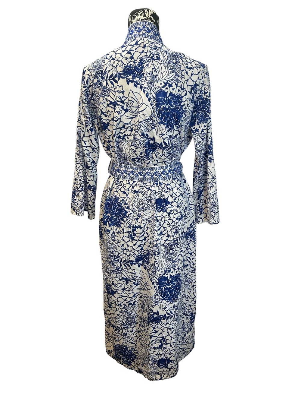 Cabernet Embroidered Blue and White Floral Kimono Beach Cover-Up Robe Women S - Picture 2 of 6